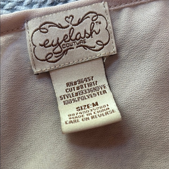 $5/25! Add 5 to bundle to get for $25 Eyelash Couture Cream and Blue Tank Top - Picture 4 of 4